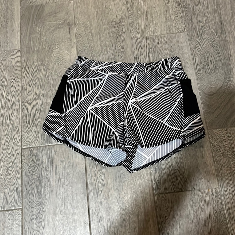 Xersion quick dri shorts